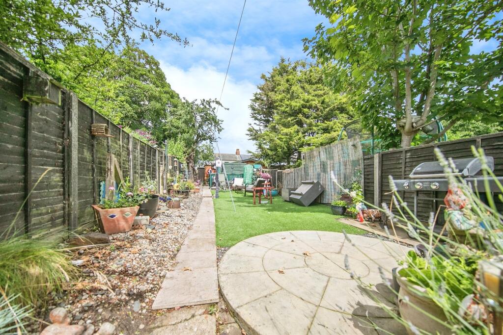 Additional image 13 of Harwich Road, Colchester