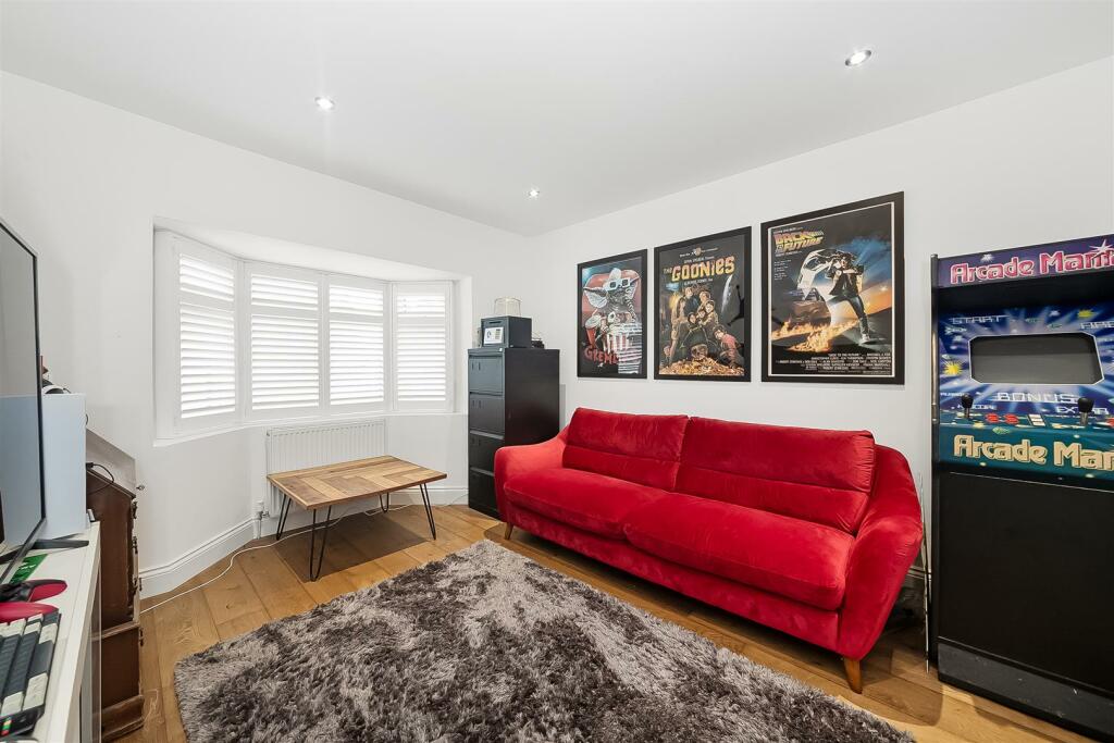 Additional image 8 of Mount Avenue, Chaldon, Caterham