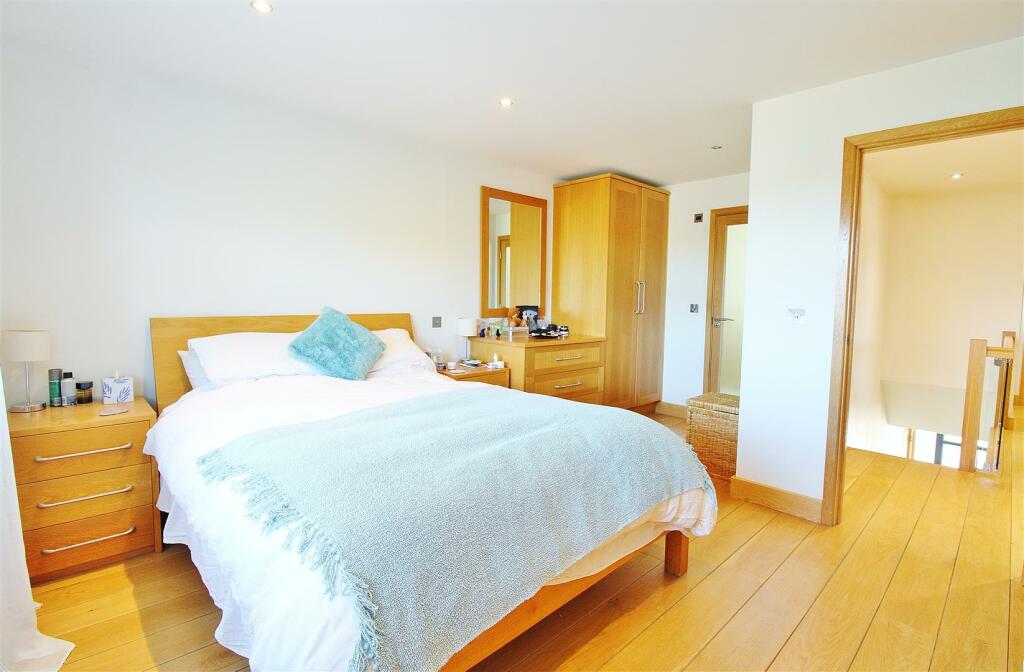 Additional image 24 of Walton Road, Frinton-On-Sea