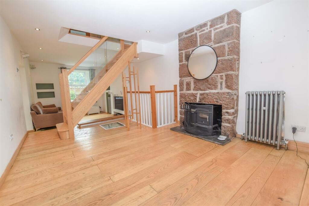 Additional image 24 of Victoria Road, Little Neston, Neston