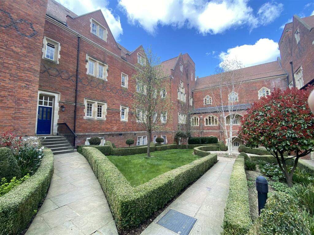 Additional image 10 of The Galleries, Warley, Brentwood