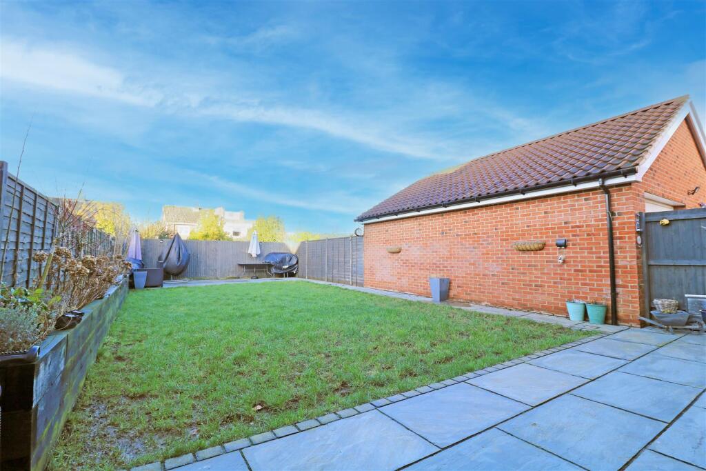 Additional image 17 of Orchard Way, Boreham, Chelmsford