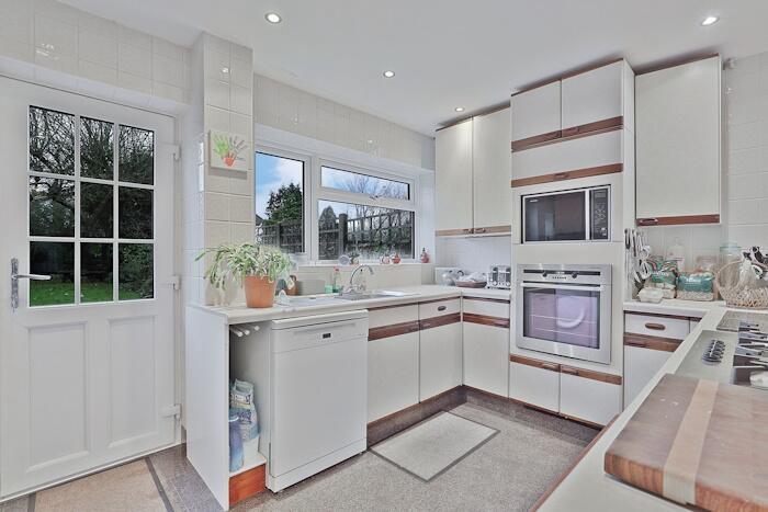 Additional image 12 of Longfields, Ongar, CM5