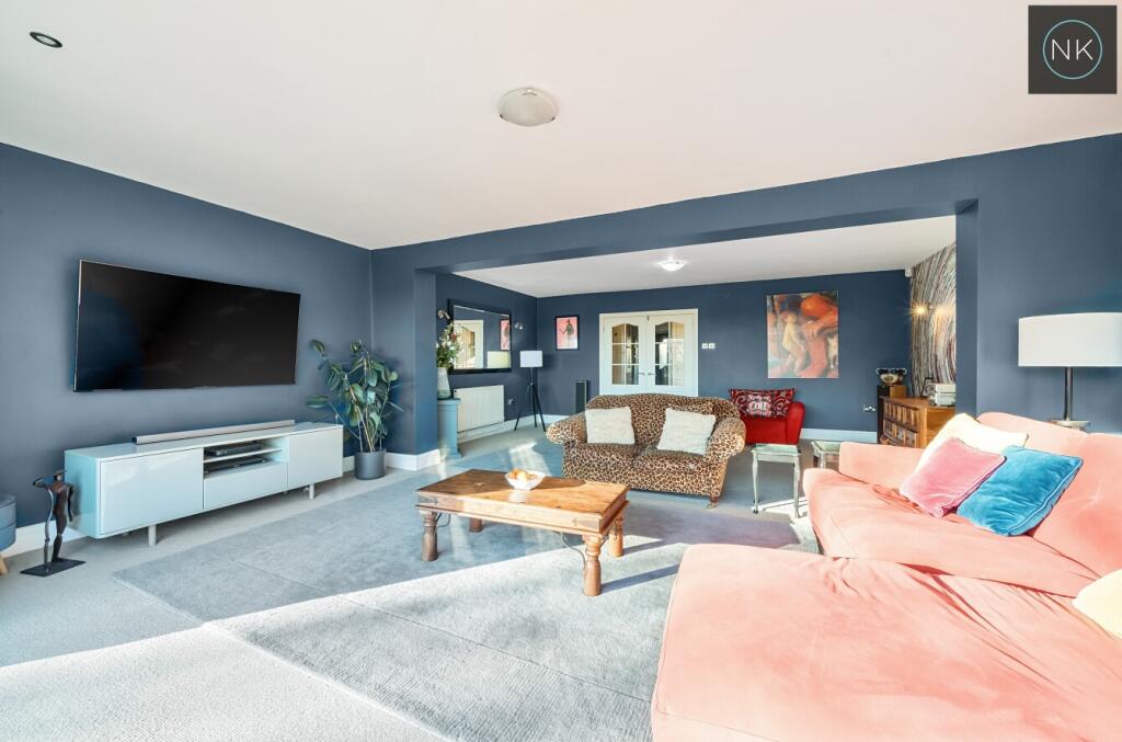 Additional image 17 of Hill Road, Theydon Bois, Epping, Essex, CM16 7LX