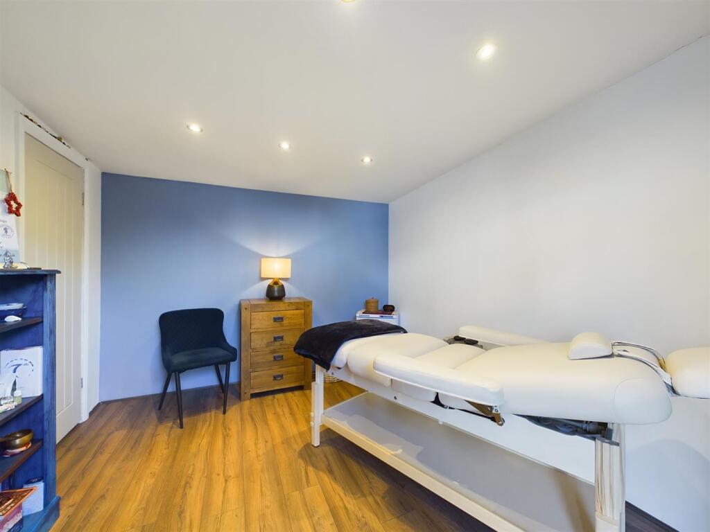 Additional image 20 of St. Margarets Road, Coulsdon