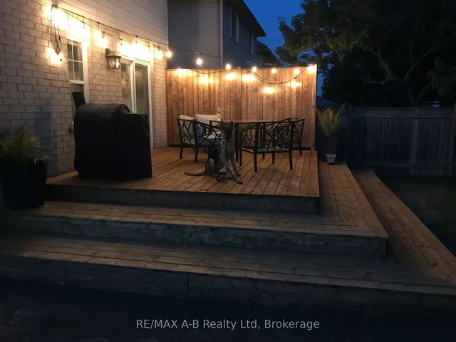 Additional image 24 of 284 Bridlewreath St