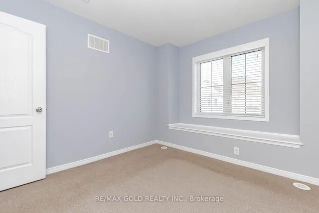 Additional image 32 of 22 Francesco St