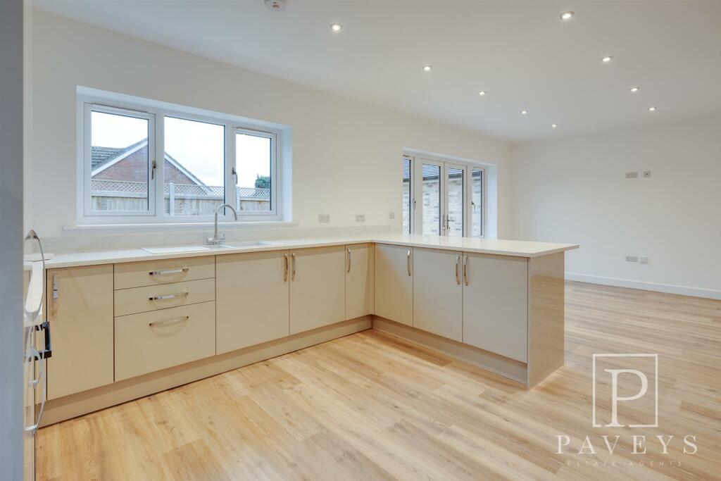 Additional image 7 of Turpins Lane, Kirby Cross, Frinton-On-Sea