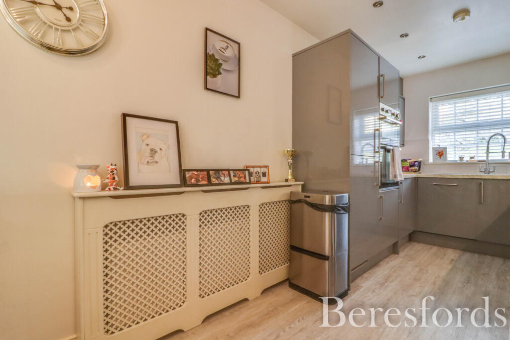 Additional image 4 of McDowell Mews, Halstead, CO9