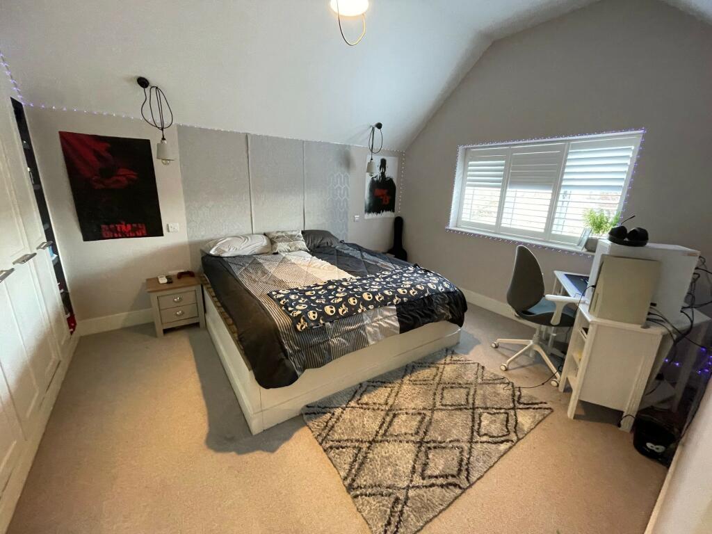 Additional image 18 of Oakview, Mill Lane, Hook End, Brentwood, Essex CM15 0PP