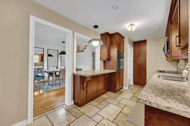 Additional image 15 of 52 GARDEN Ave