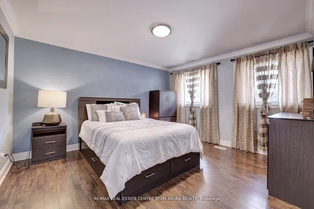 Additional image 21 of 14 Huttonville Dr