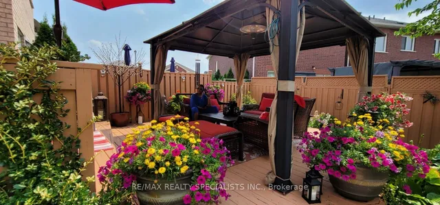 Additional image 36 of 83 Spicebush Terr