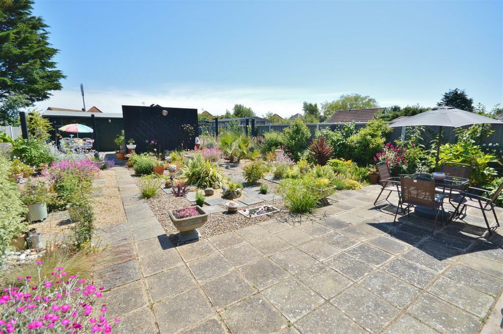 Additional image 22 of Ingarfield Road, Holland-On-Sea,