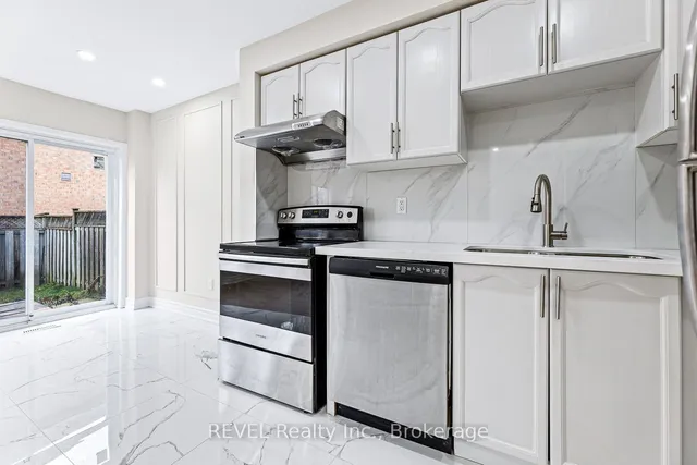 Additional image 14 of 92 Goldenlight Circ Unit 11