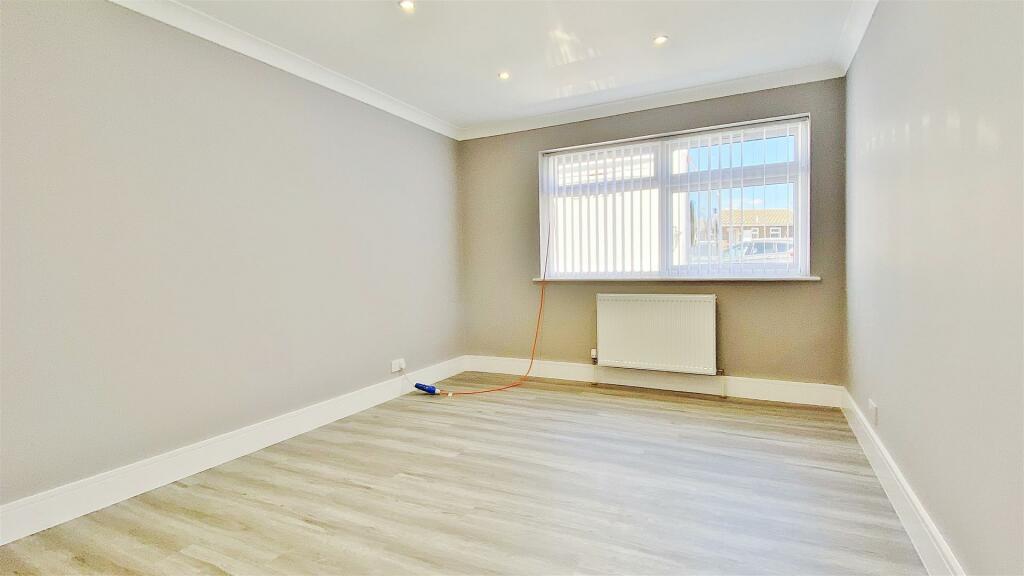 Additional image 11 of Great Harrods, Walton On The Naze