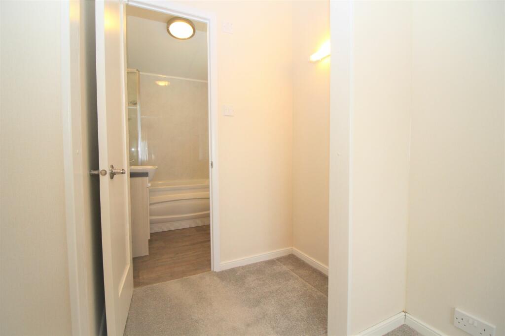 Additional image 7 of Firs Caravan Park, London Road, Little Clacton