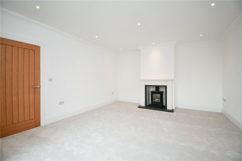 Additional image 9 of Burton Manor Gardens, The Village, Burton