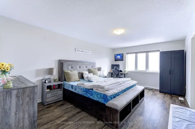 Additional image 12 of 41 Hogan Manor Dr