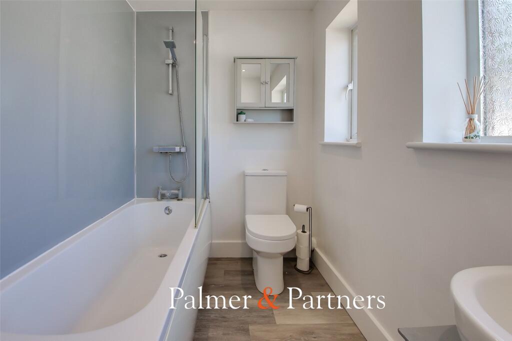 Additional image 15 of Cherry Tree Avenue, Clacton-on-Sea, Essex, CO15