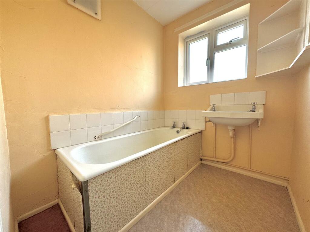 Additional image 17 of Glendale Road, Burnham-On-Crouch