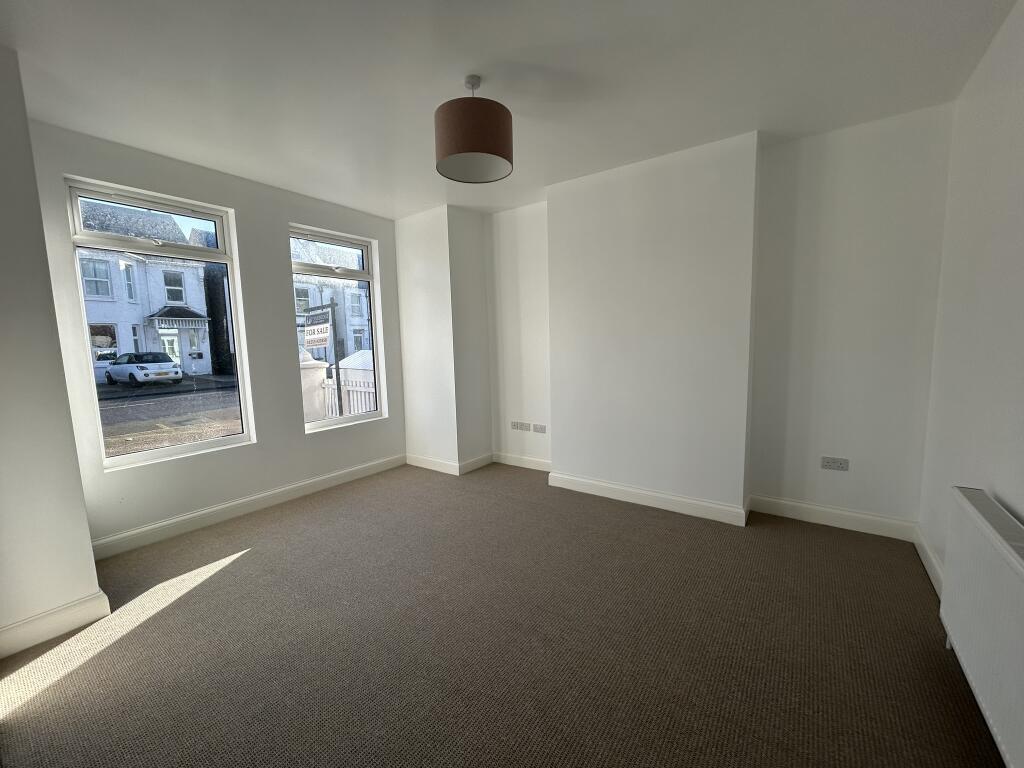 Additional image 3 of 133, Wellesley Road, Clacton on Sea, Essex CO15 3PT