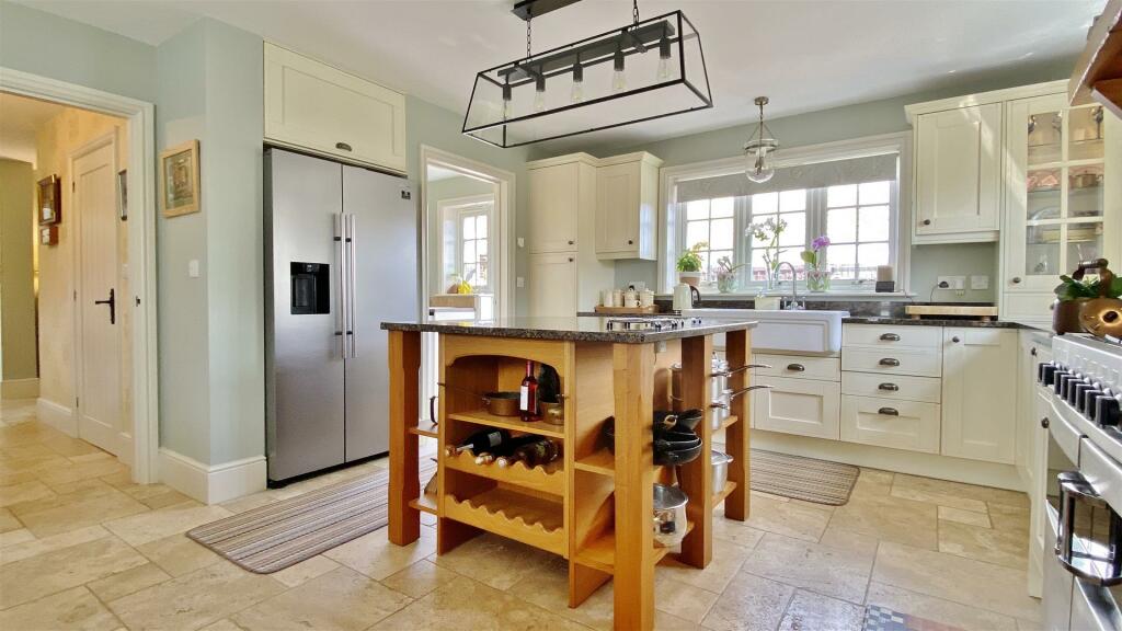 Additional image 6 of Walton Road, Kirby-Le-Soken