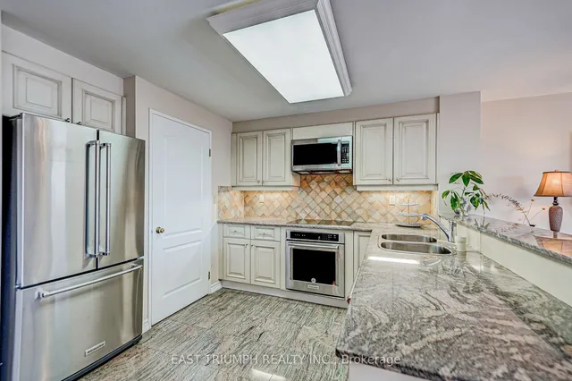 Additional image 11 of 9 Greenbriar Rd Unit 302