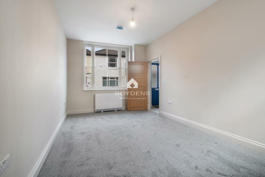 Additional image 5 of High Street, Kelvedon, CO5 9JD