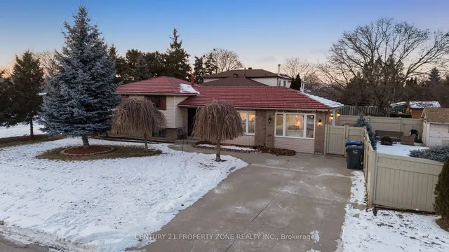 Additional image 38 of 66 Gondola Cres