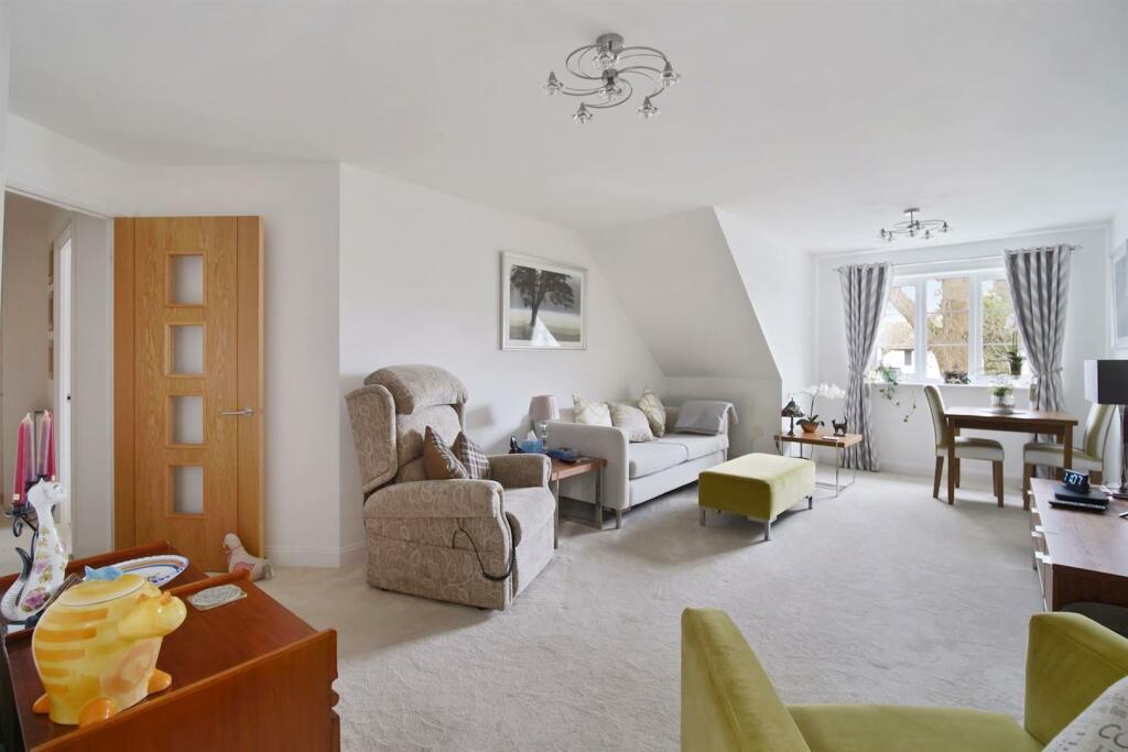 Additional image 6 of Addington Road, South Croydon