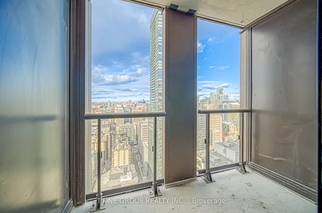 Additional image 27 of 238 Simcoe St