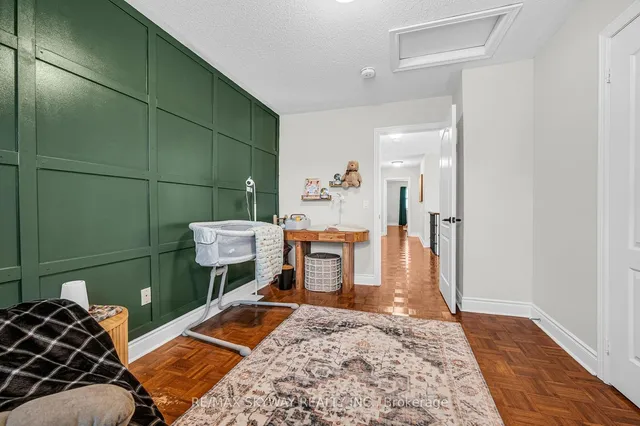 Additional image 27 of 9 Louvre Circ