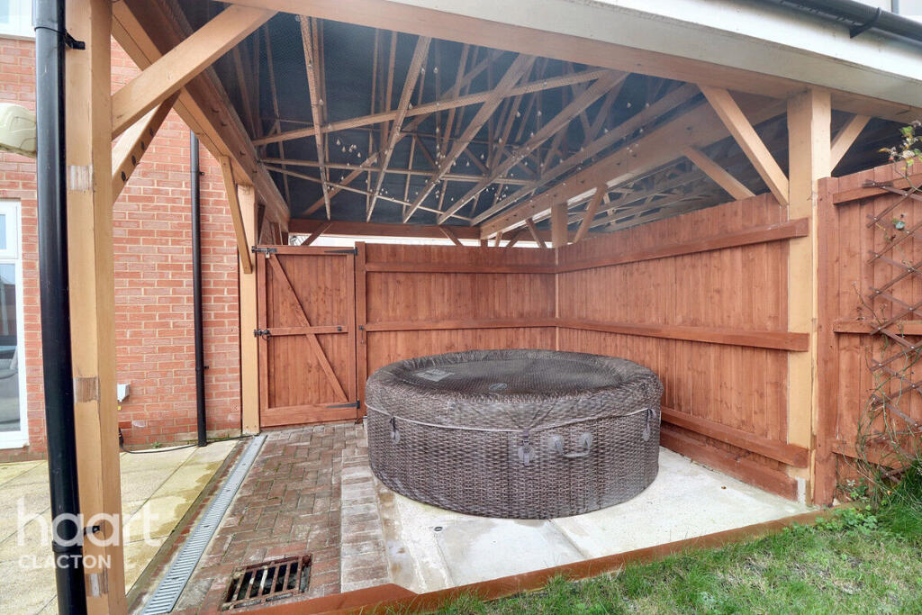 Additional image 15 of Hamford Crescent, Walton on the naze