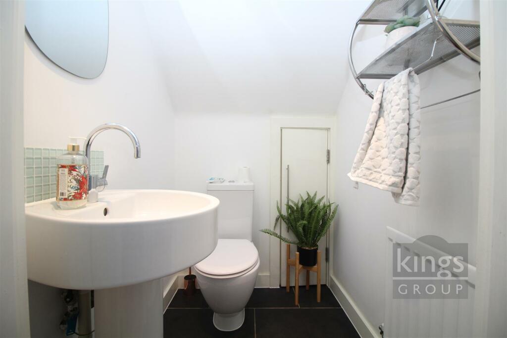 Additional image 8 of New Pond Street, Newhall