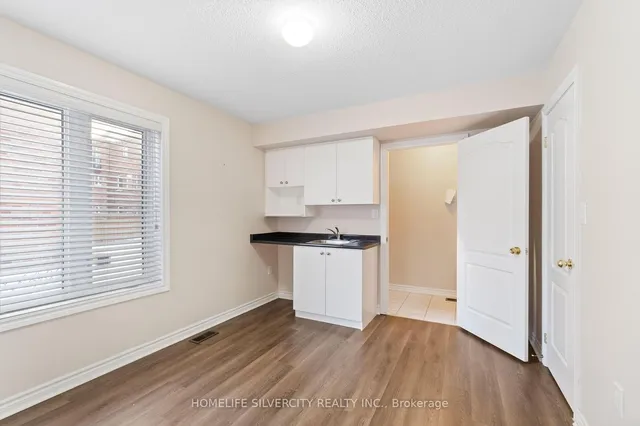 Additional image 9 of 78 New Pines Tr