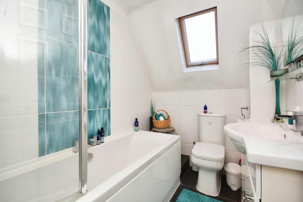 Additional image 13 of Honey Close, Great Baddow, Chelmsford