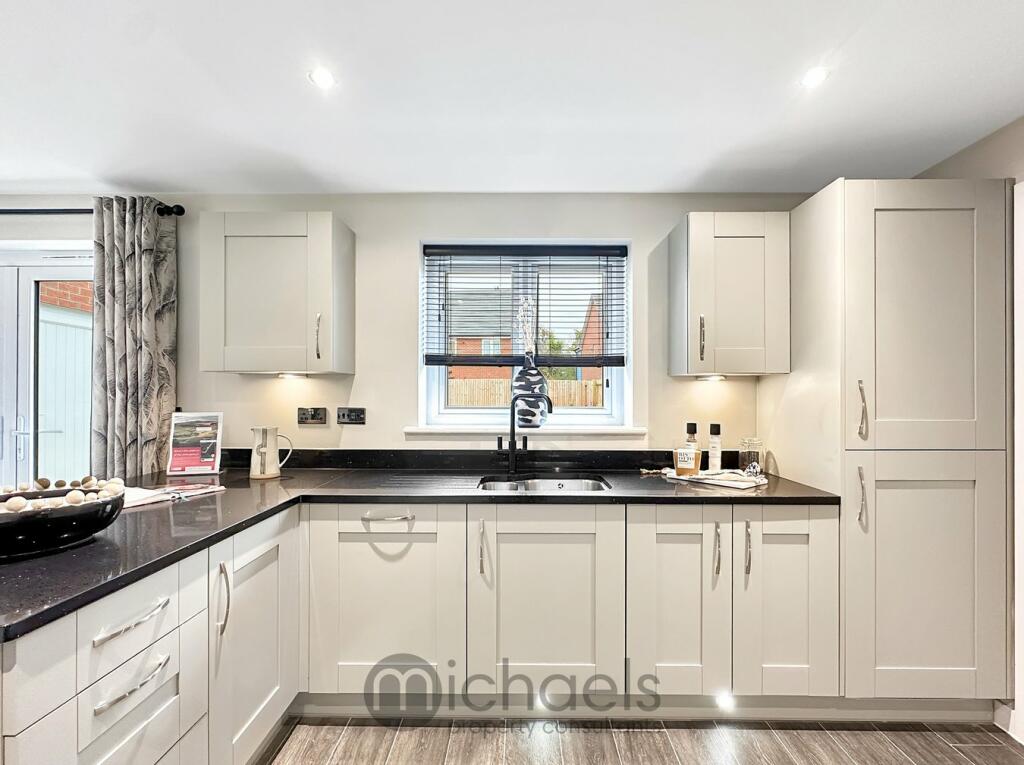 Additional image 5 of Clerke Chase, 'St Michael's Place', Colchester, CO2