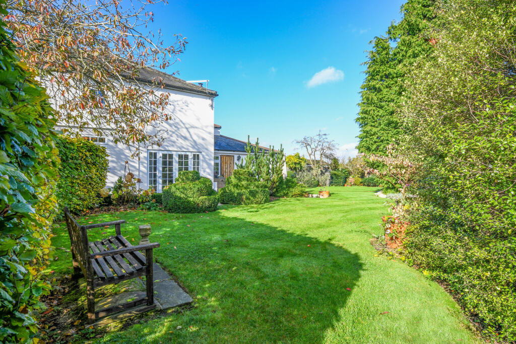 Additional image 24 of Coxtie Green Road, Pilgrims Hatch, Brentwood