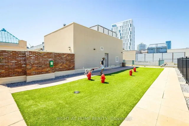 Additional image 13 of 155 Dalhousie St Unit 1041