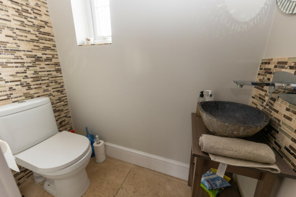 Additional image 22 of Queensway, Clacton-On-Sea, CO15 5