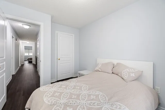 Additional image 24 of 92 Vanderpool Cres