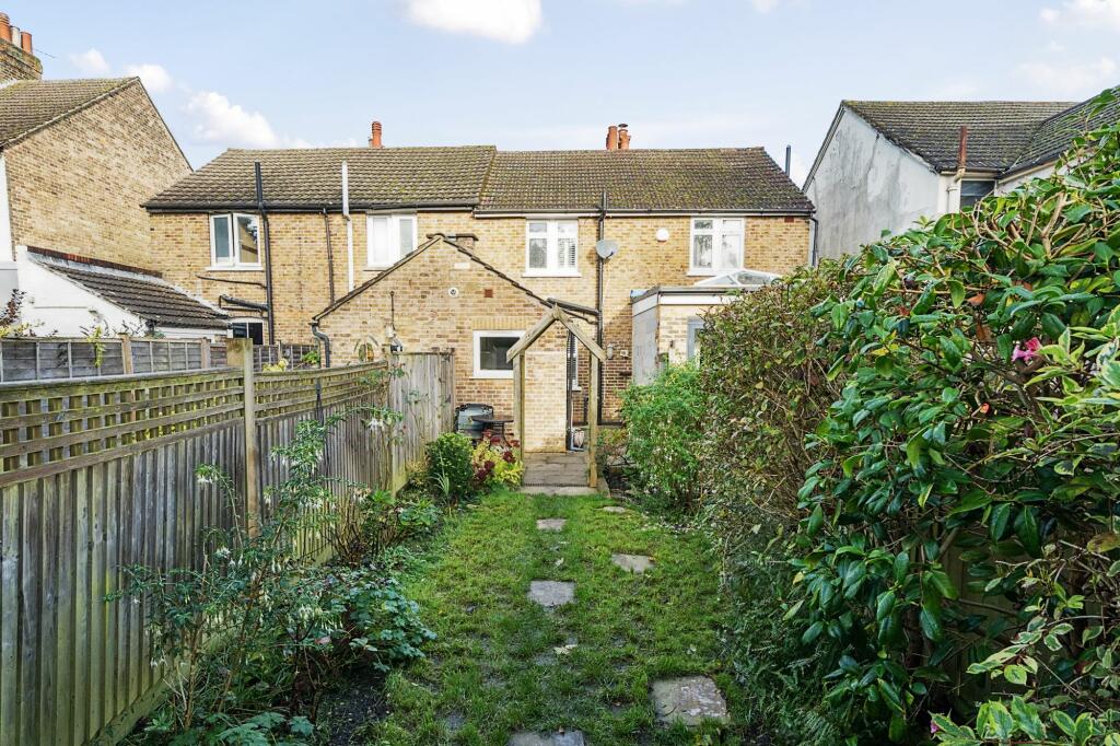 Additional image 4 of Park Road, Caterham, CR3