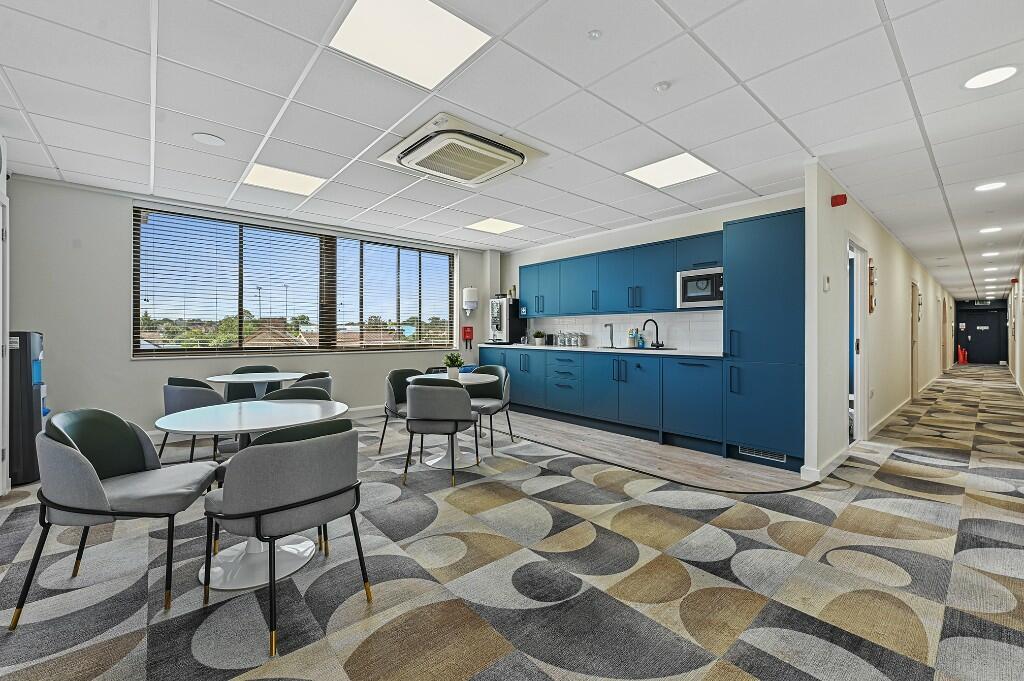 Additional image 3 of Parkway, Chelmsford, Essex, CM2