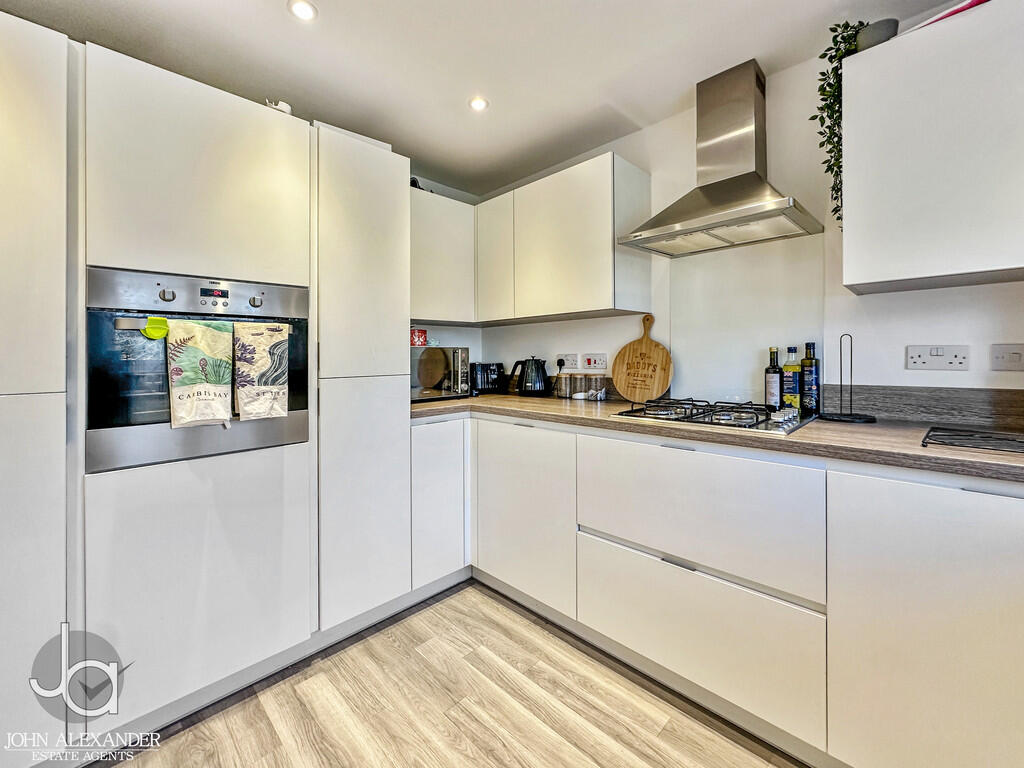 Additional image 4 of Oakhouse Close, Colchester