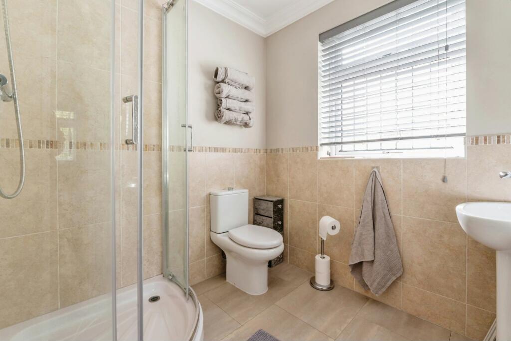 Additional image 18 of Mountnessing Road, Billericay, CM12