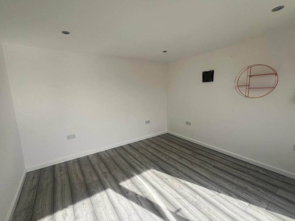 Additional image 24 of Skippers Way, Walton on the Naze, CO14