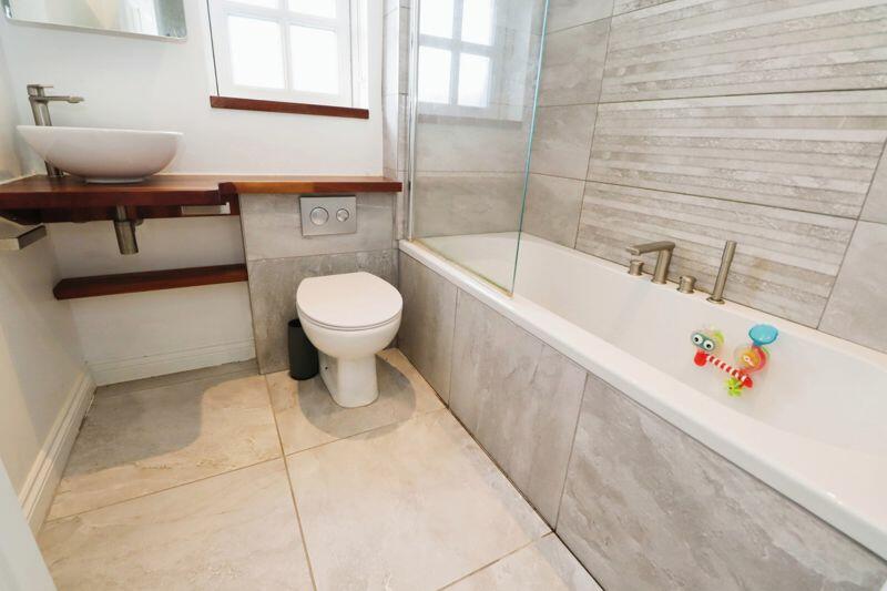 Additional image 6 of Old Ferry Road, Wivenhoe, Colchester CO7