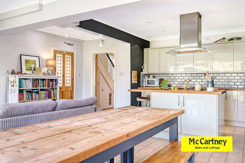 Additional image 13 of Burns Crescent, Chelmsford, CM2