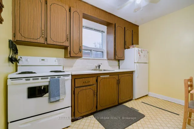 Additional image 11 of 984 Victoria Park Ave